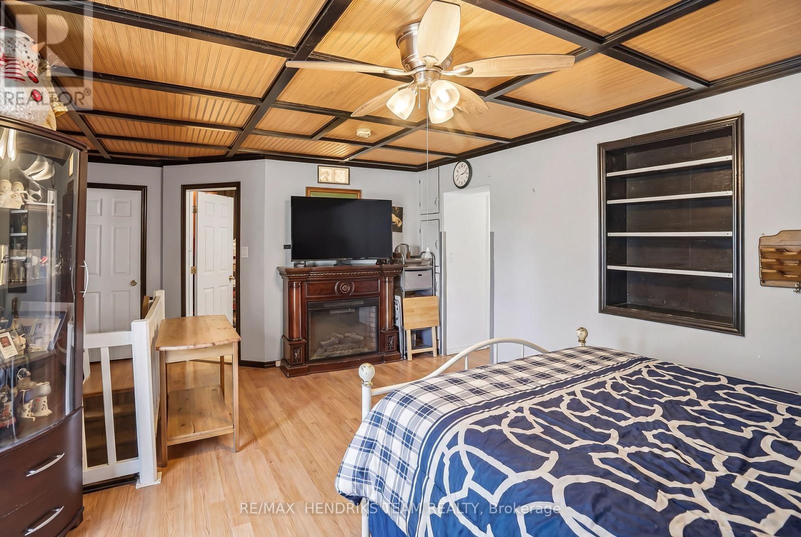 5407 Menzie Street, Niagara Falls, Ontario  L2E 2V7 - Photo 8 - X13041982