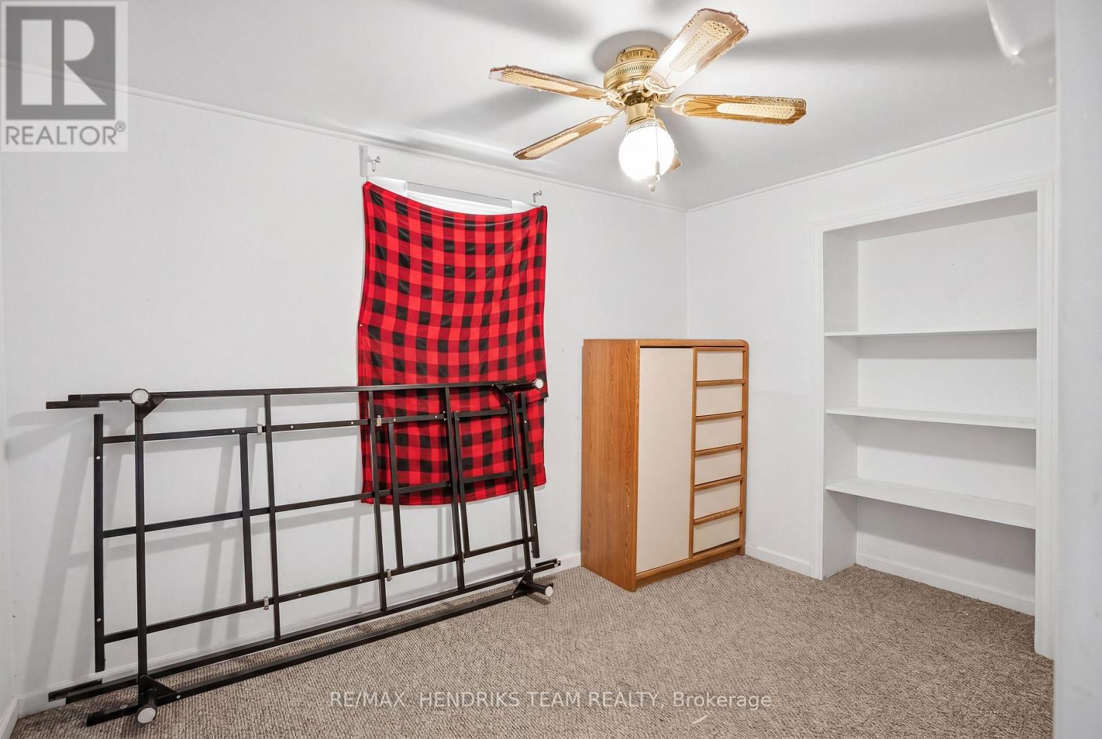 5407 Menzie Street, Niagara Falls, Ontario  L2E 2V7 - Photo 9 - X13041982