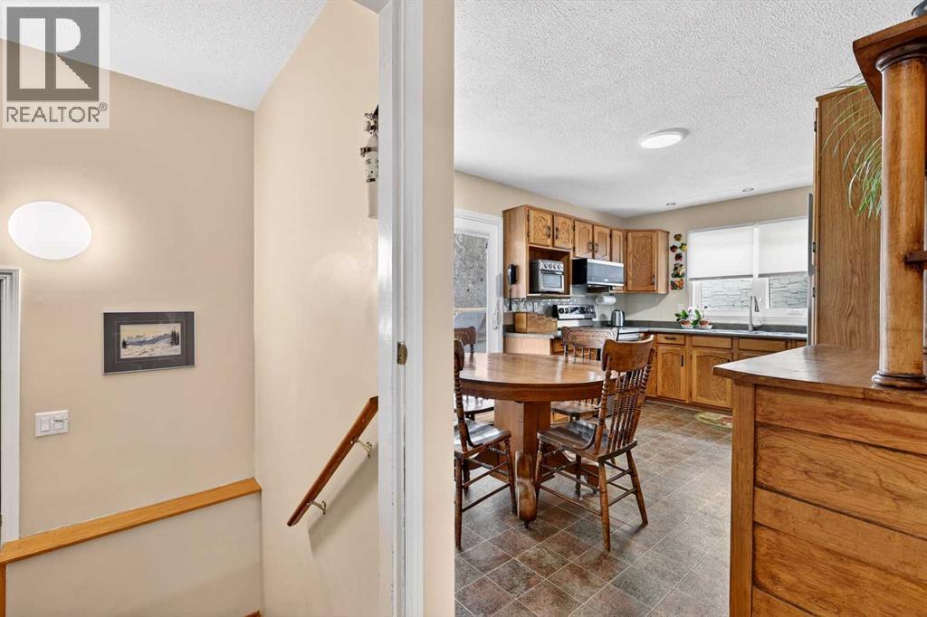 1415 108 Avenue Sw, Calgary, Alberta  T2W 0C6 - Photo 8 - A2303870