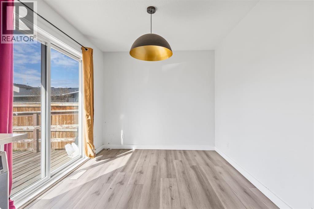 13 Martindale Boulevard Ne, Calgary, Alberta  t3j 2t8 - Photo 12 - A2302327