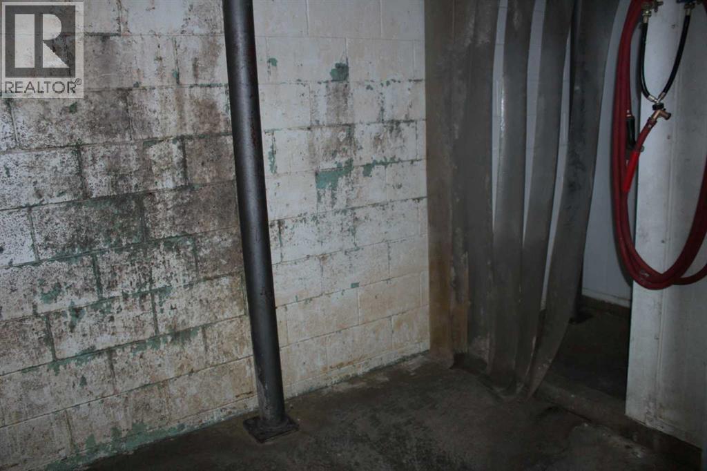 219 Centre Street, Vulcan, Alberta  T0L 2B0 - Photo 11 - A2254541