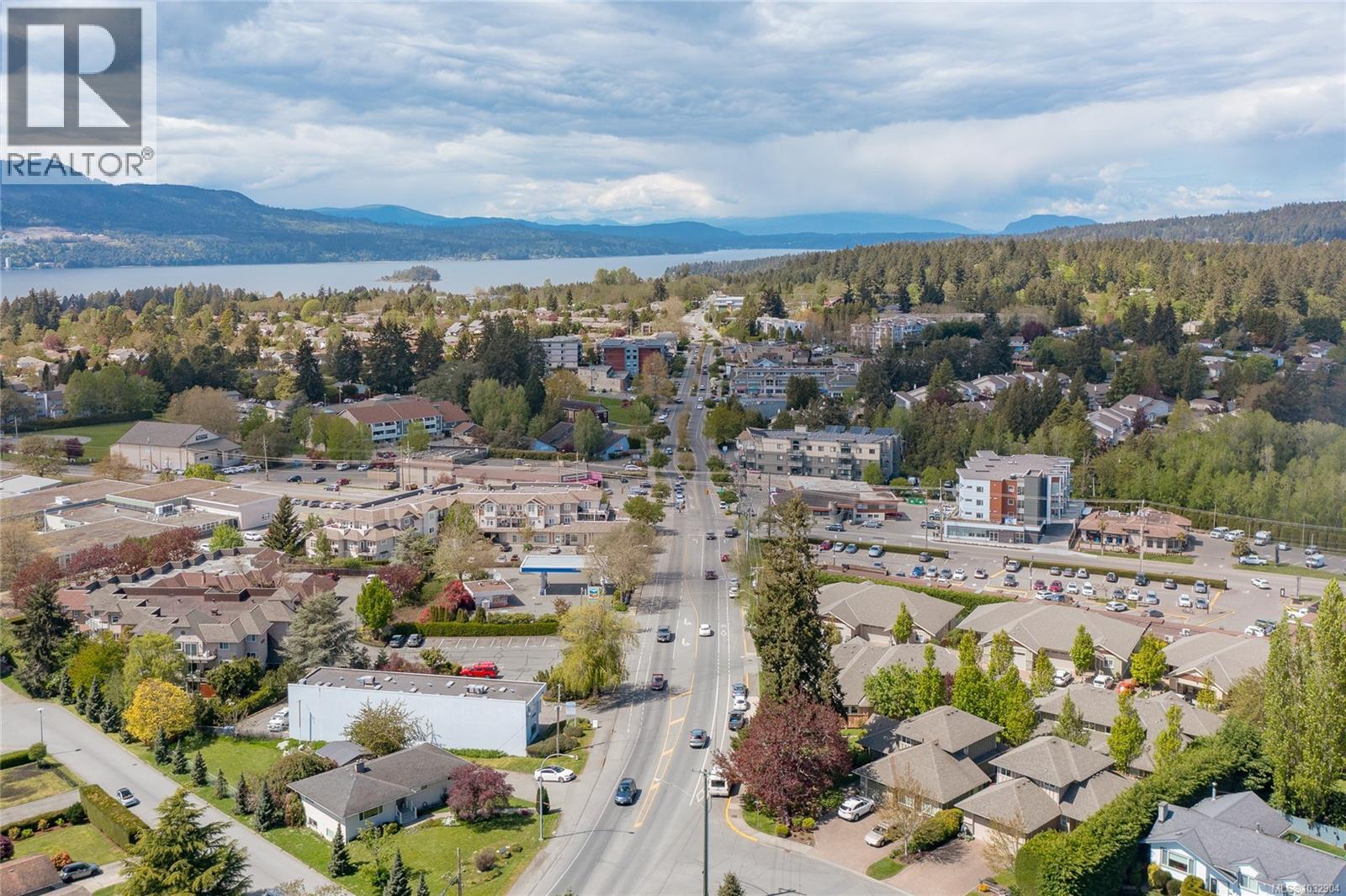 1005 Sluggett Rd, Central Saanich, British Columbia  V8M 1E4 - Photo 54 - 1032904