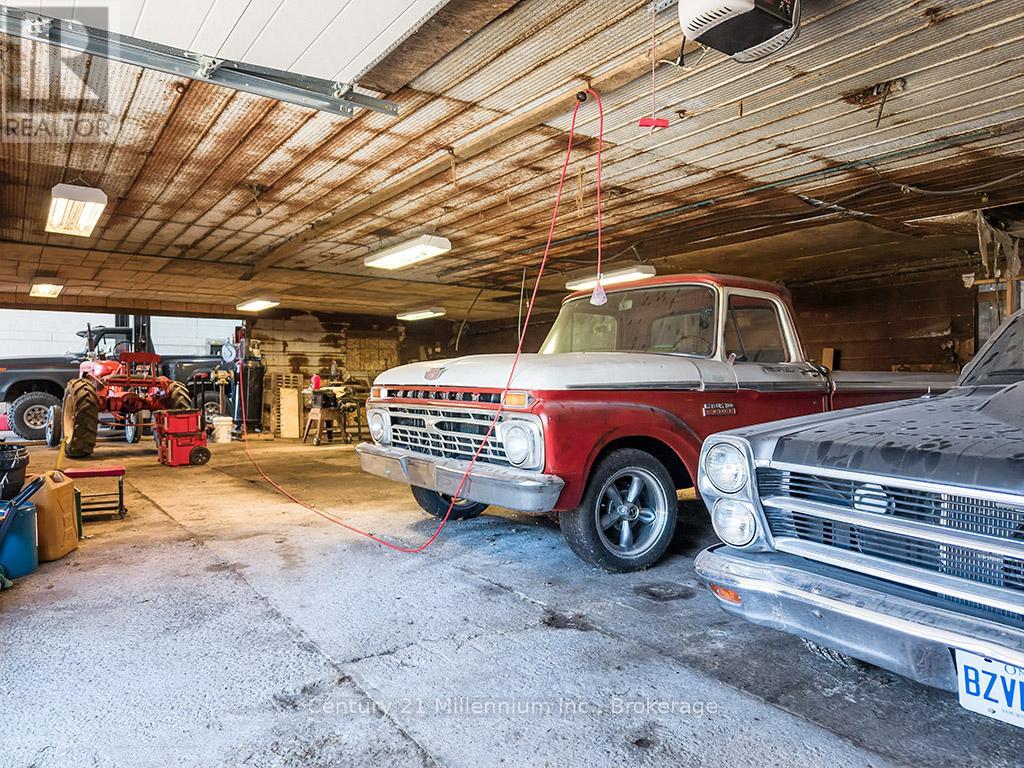 1990 3/4 Sunnidale Side Road E, Clearview, Ontario  L0M 1S0 - Photo 45 - S13041880