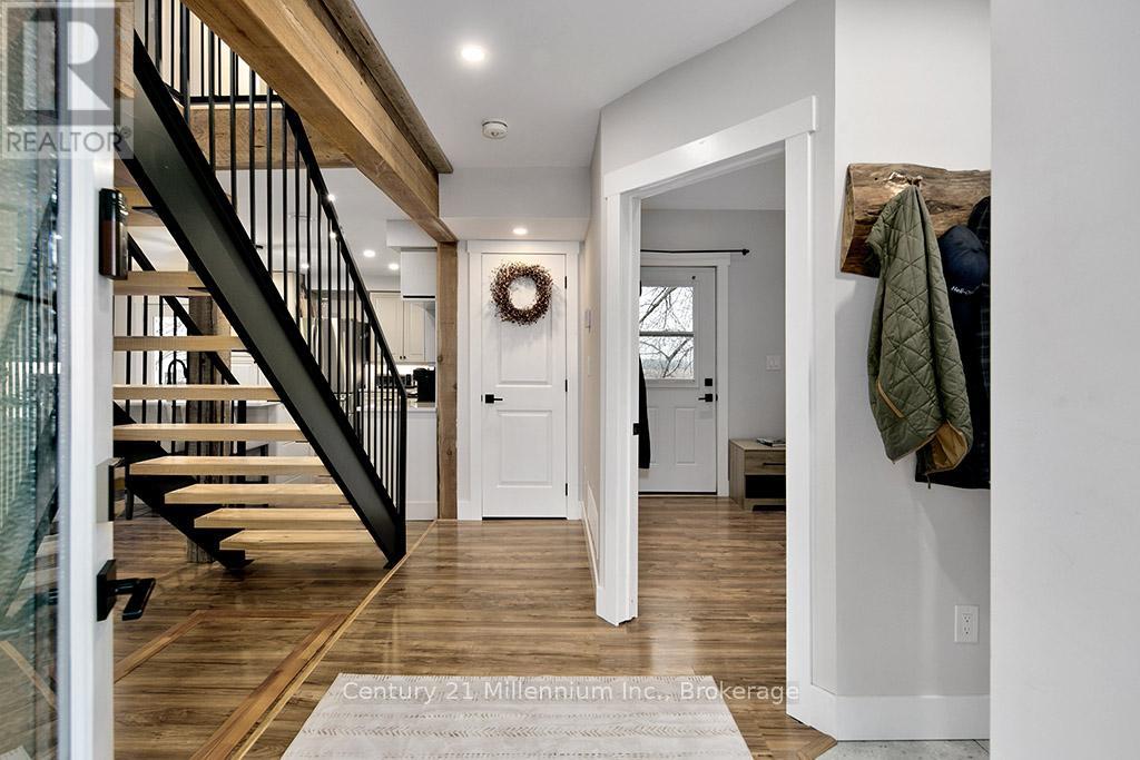 1990 3/4 Sunnidale Side Road E, Clearview, Ontario  L0M 1S0 - Photo 8 - S13041880