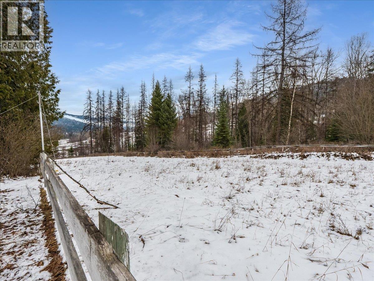 1076 Columbia Gardens Road, Fruitvale, British Columbia  V0G 1L1 - Photo 85 - 10379858