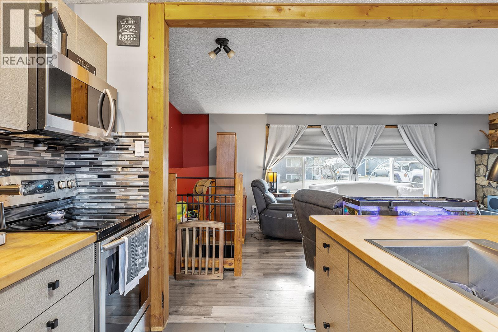 3687 Inverness Road, West Kelowna, British Columbia  V4T 1J6 - Photo 9 - 10380348