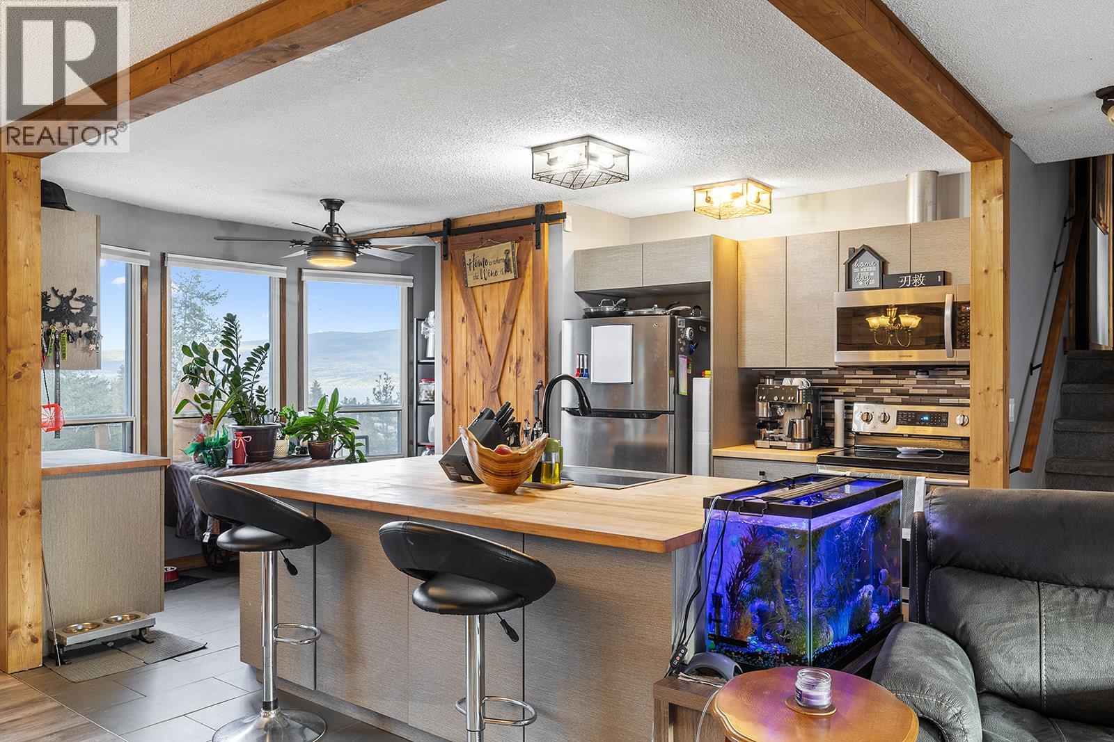 3687 Inverness Road, West Kelowna, British Columbia  V4T 1J6 - Photo 3 - 10380348