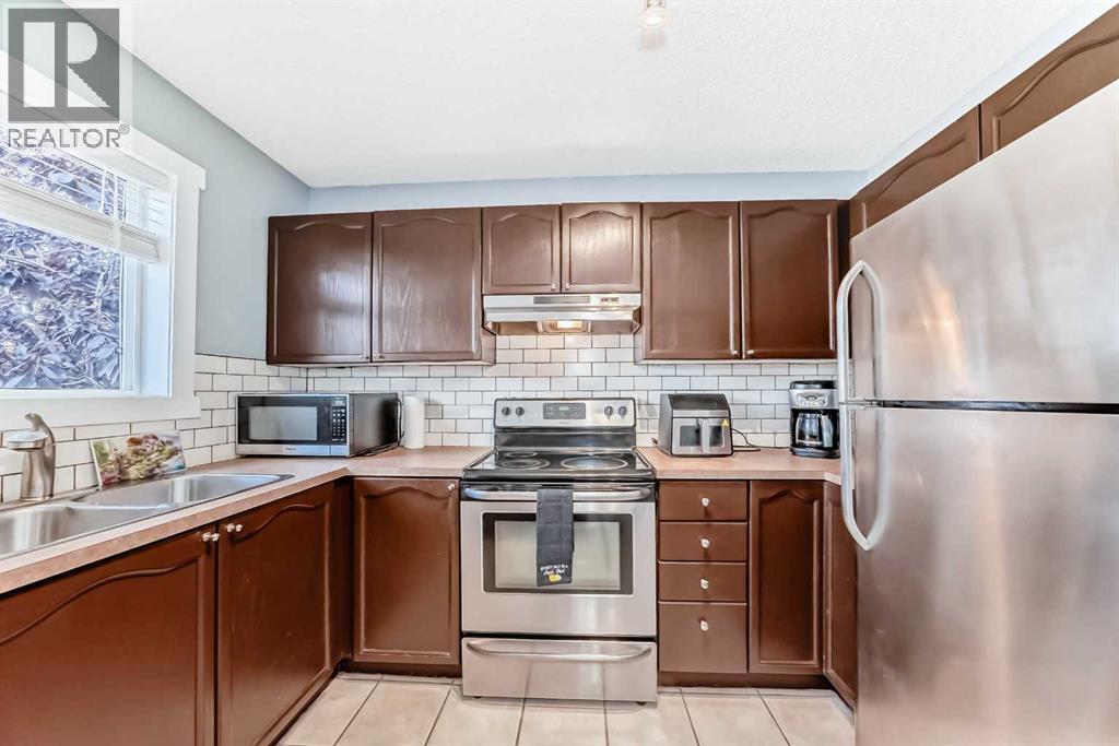 57 Martinvalley Way Ne, Calgary, Alberta  T3J 4A2 - Photo 9 - A2295201