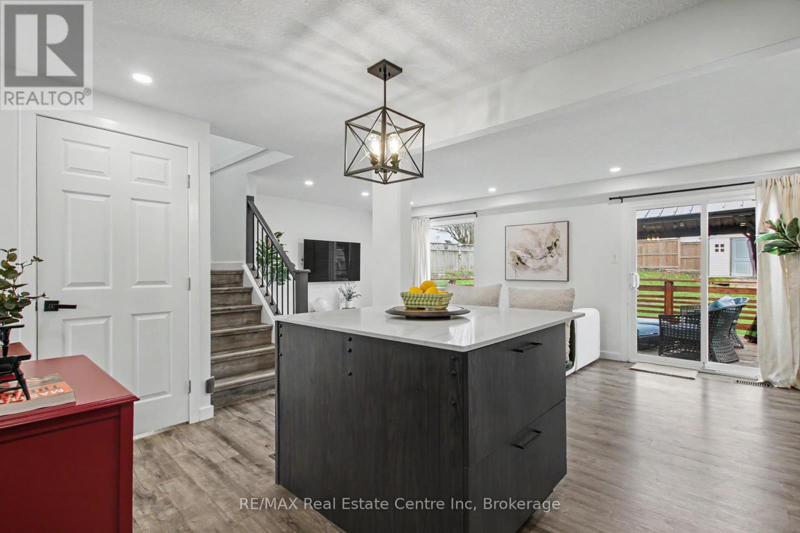 7 Wycliffe Place, Kitchener, Ontario  N2M 5J6 - Photo 15 - X13041806