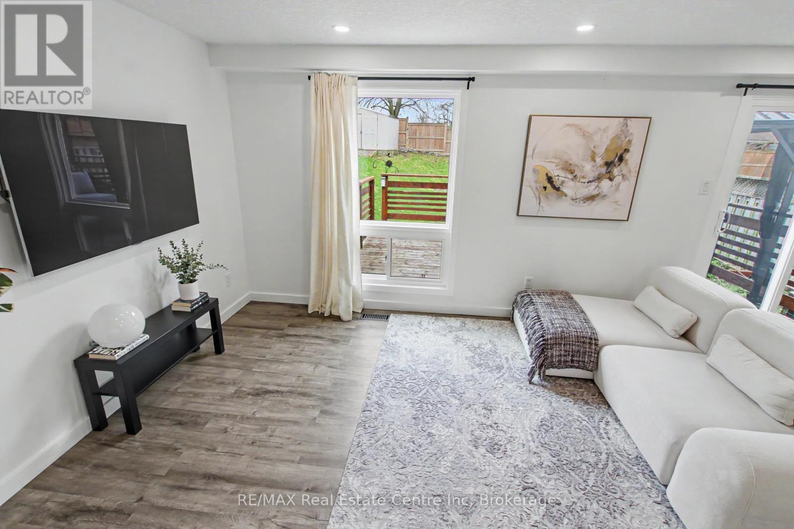 7 Wycliffe Place, Kitchener, Ontario  N2M 5J6 - Photo 16 - X13041806