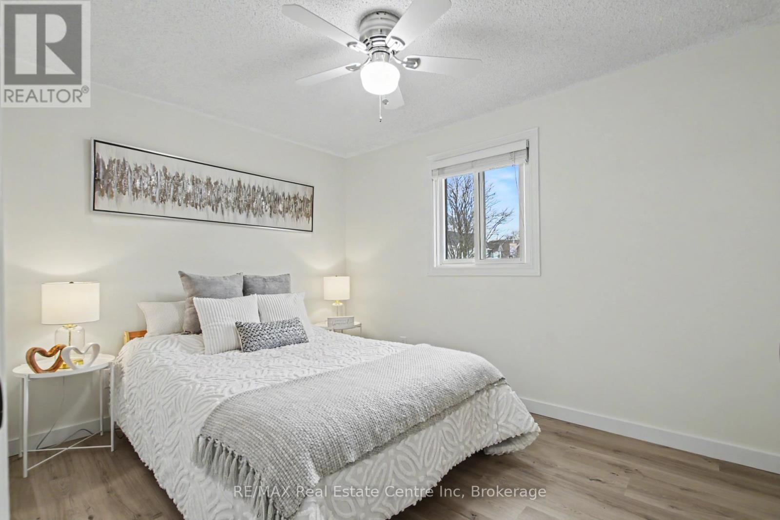 7 Wycliffe Place, Kitchener, Ontario  N2M 5J6 - Photo 24 - X13041806