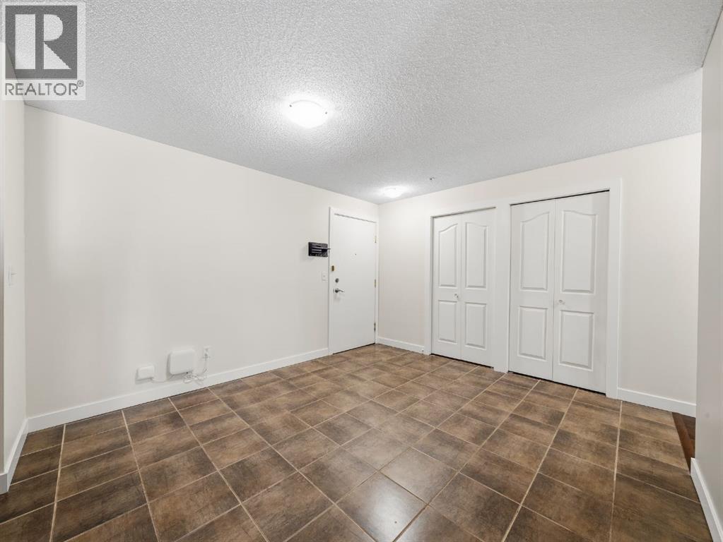 203, 4000 Citadel Meadow Point Nw, Calgary, Alberta  T3G 5N5 - Photo 5 - A2298463