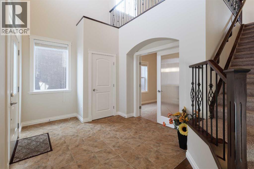 97 Aspenshire Drive Sw, Calgary, Alberta  t3h 0P6 - Photo 3 - A2304956