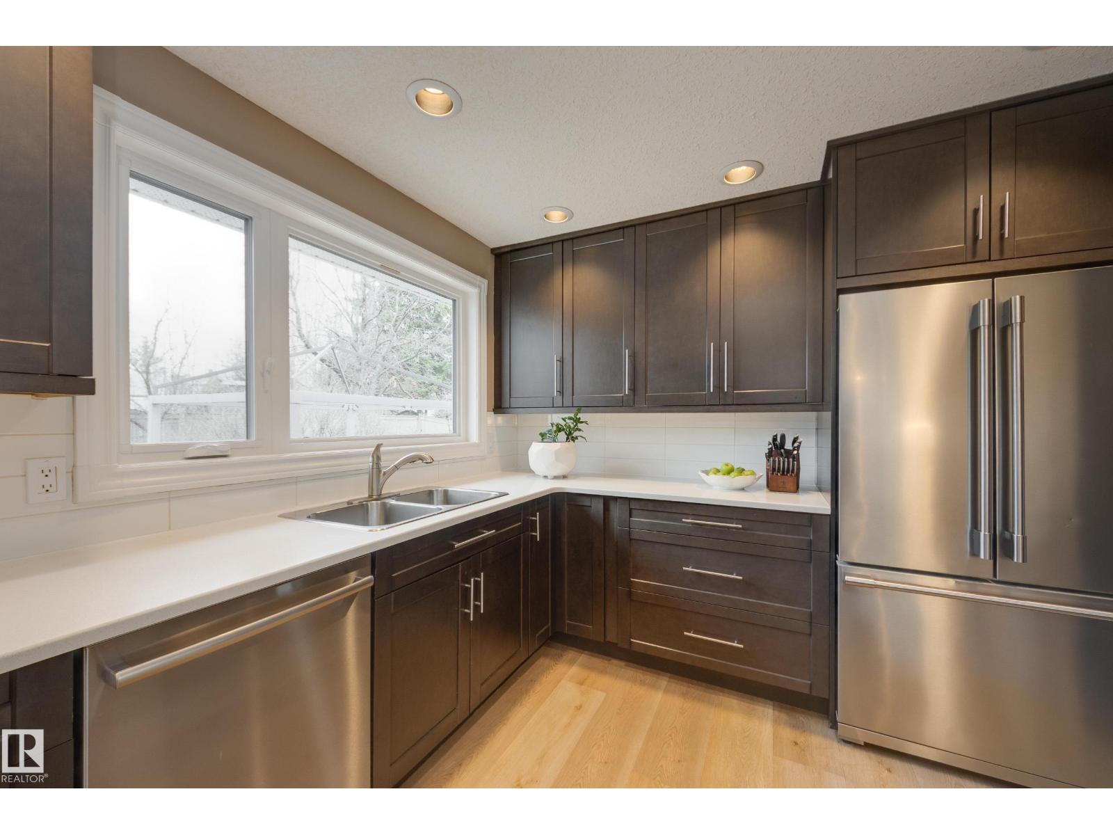 205 Groveland Pl, Sherwood Park, Alberta  T8A 3G3 - Photo 12 - E4484072