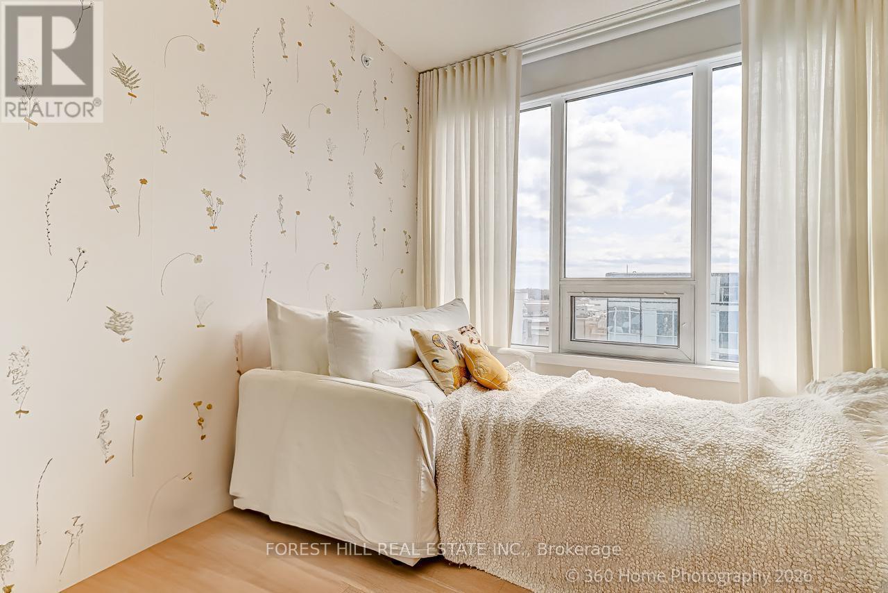 1215 - 17 BATHURST STREET Toronto (Waterfront Communities), ON M5V 0N1