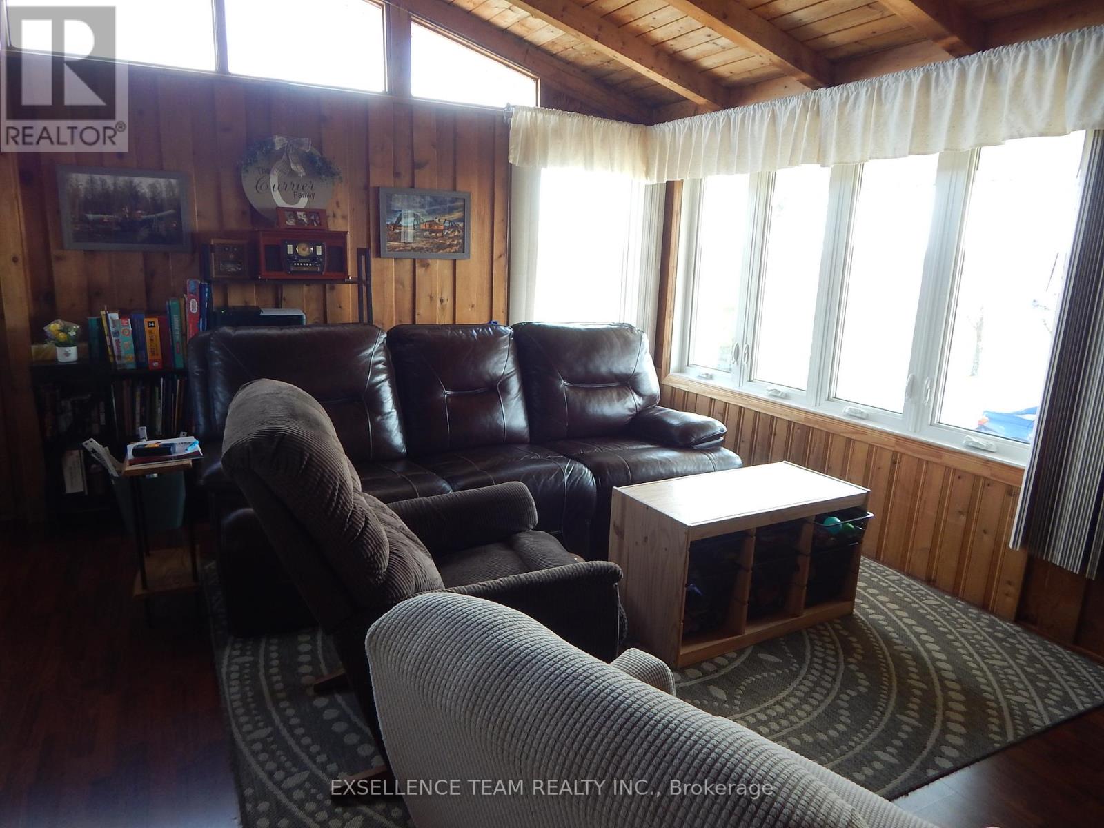 16935 Duffs Corners Road, North Stormont, Ontario  K0C 1V0 - Photo 10 - X13041990