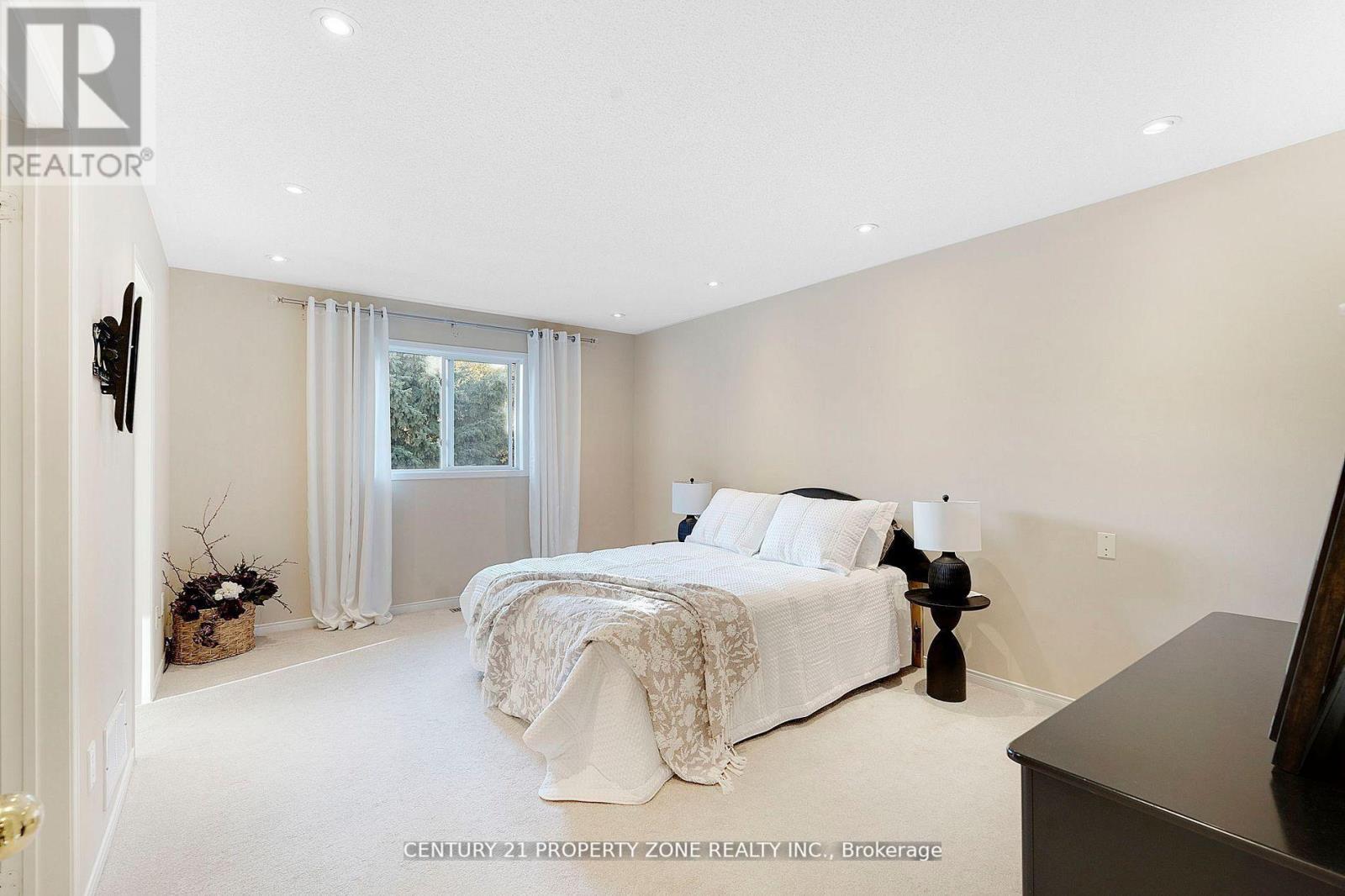 582 Plantation Gate, Newmarket, Ontario  L3X 2C2 - Photo 6 - N13041740