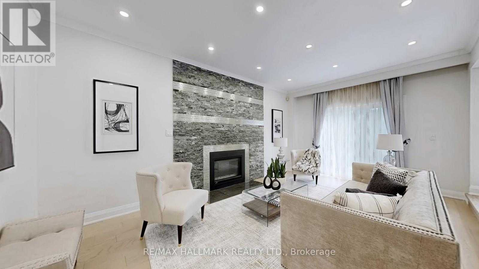 82 Windermere Crescent S, Richmond Hill, Ontario  L4C 6Y9 - Photo 11 - N13041812