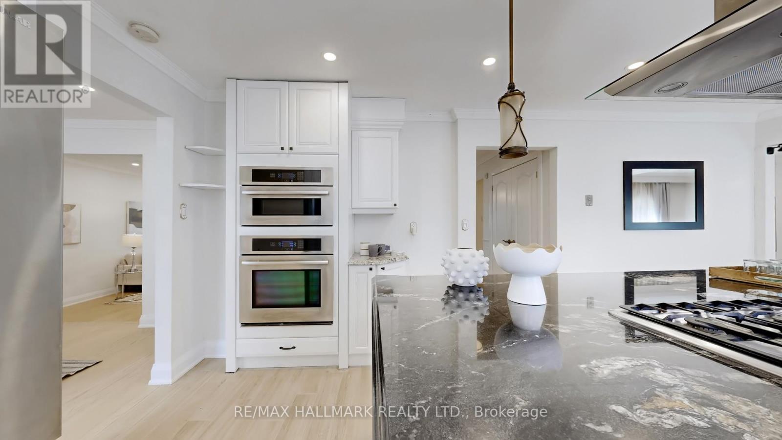 82 Windermere Crescent S, Richmond Hill, Ontario  L4C 6Y9 - Photo 19 - N13041812