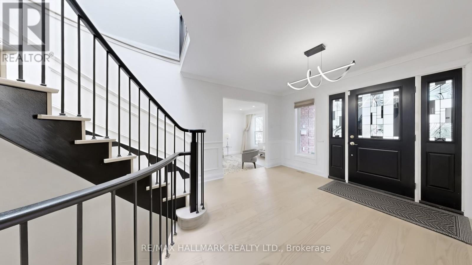 82 Windermere Crescent S, Richmond Hill, Ontario  L4C 6Y9 - Photo 23 - N13041812