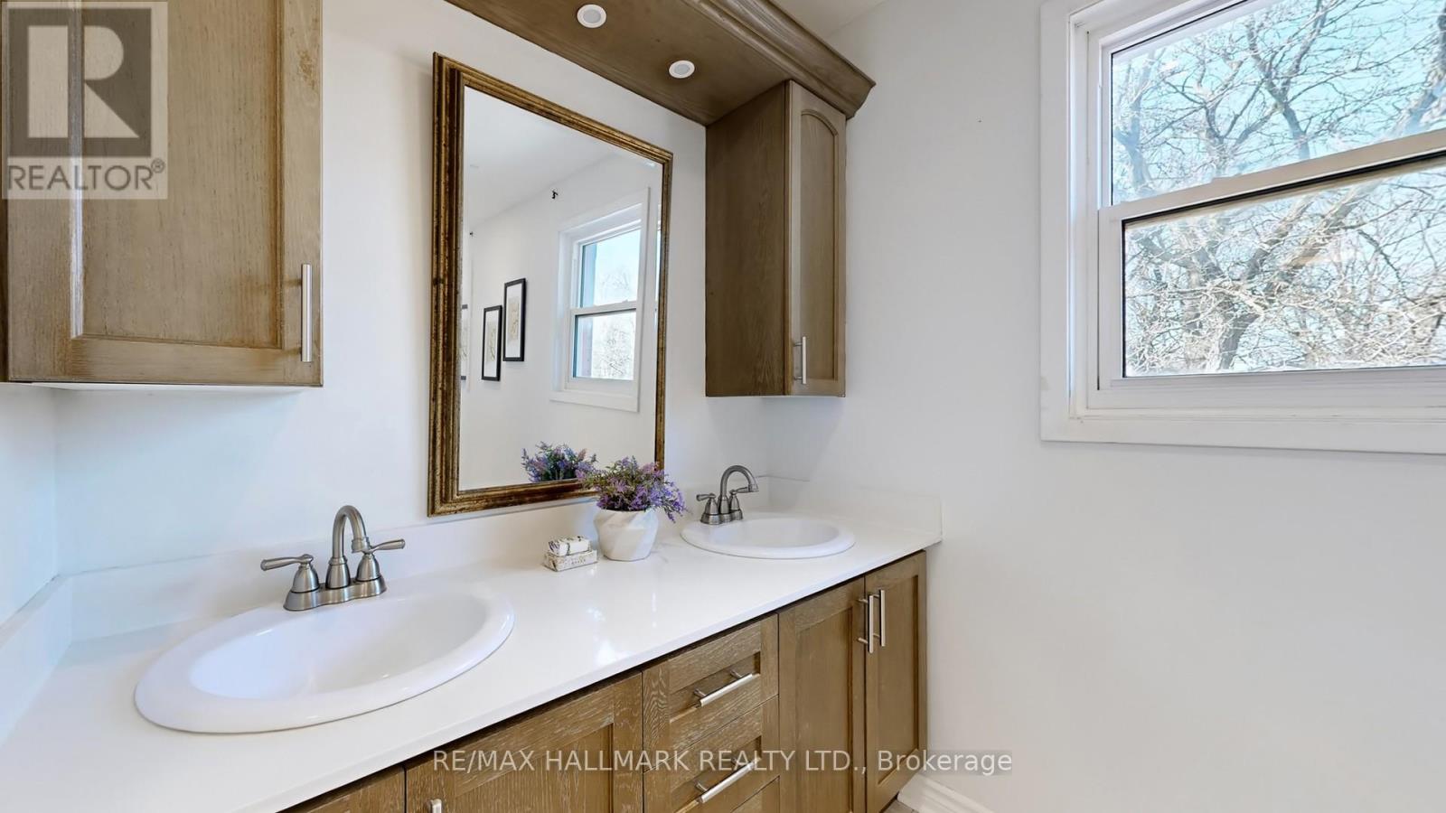 82 Windermere Crescent S, Richmond Hill, Ontario  L4C 6Y9 - Photo 36 - N13041812