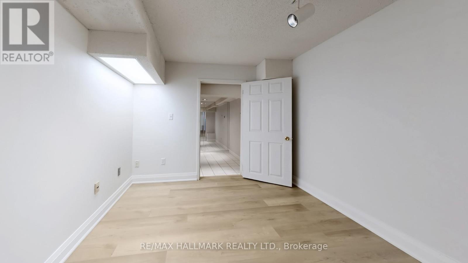 82 Windermere Crescent S, Richmond Hill, Ontario  L4C 6Y9 - Photo 41 - N13041812