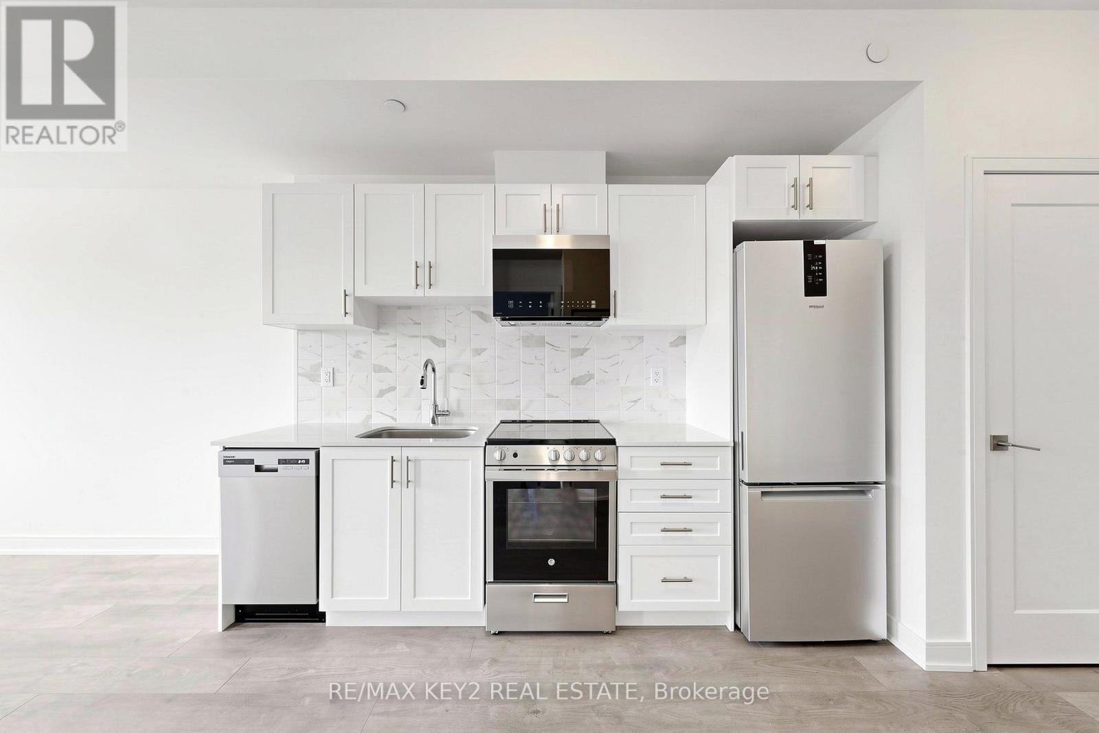 A505 - 705 Davis Drive, Newmarket, Ontario  L3Y 0J1 - Photo 5 - N13041850