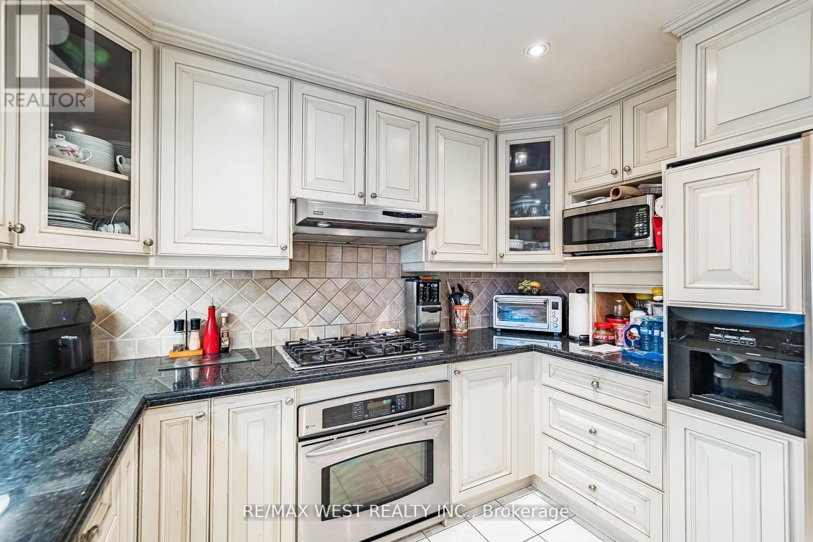 81 Vera Street, Vaughan, Ontario  L4L 5S4 - Photo 17 - N13041854