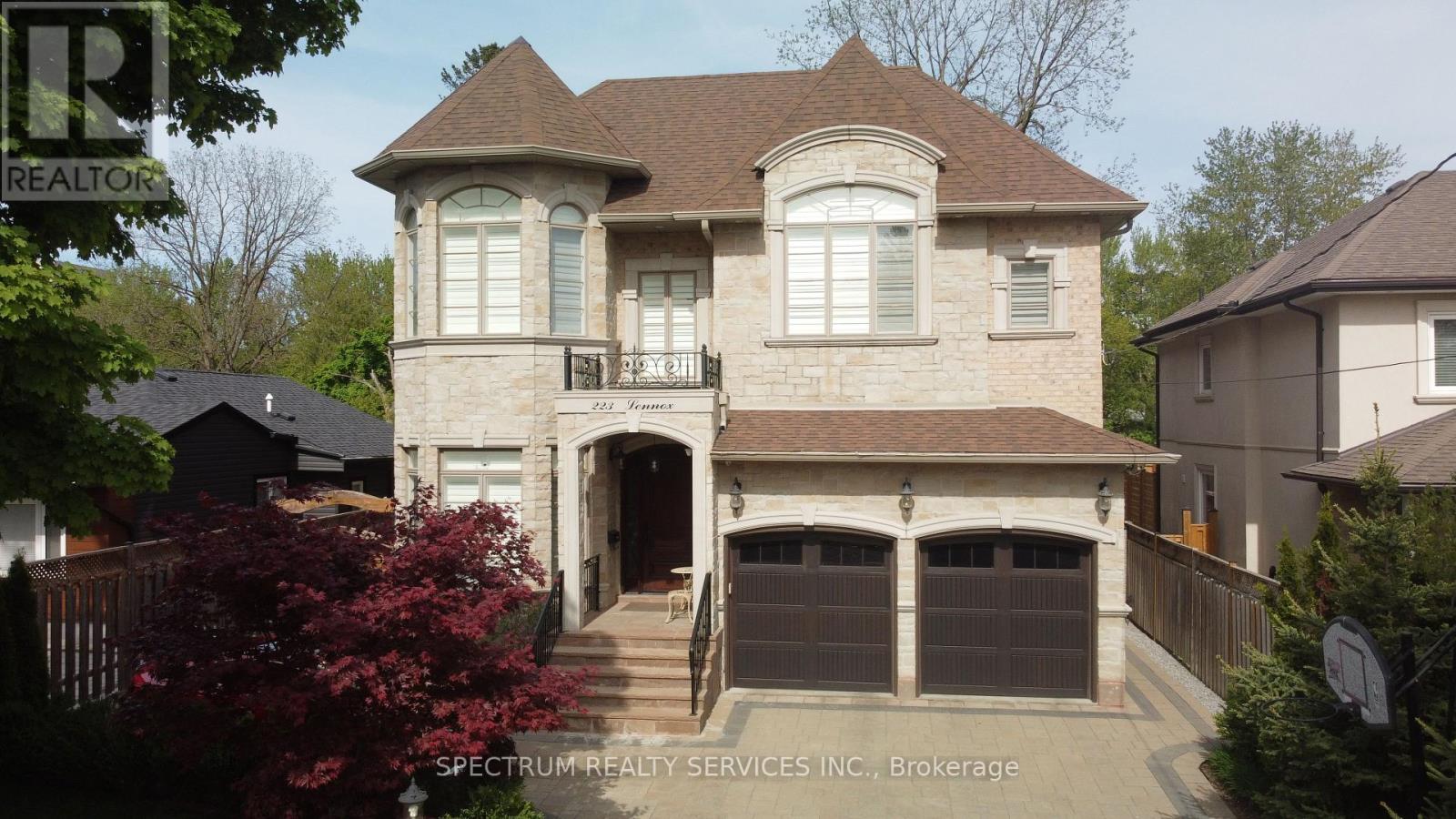 223 LENNOX AVENUE, Richmond Hill, Ontario