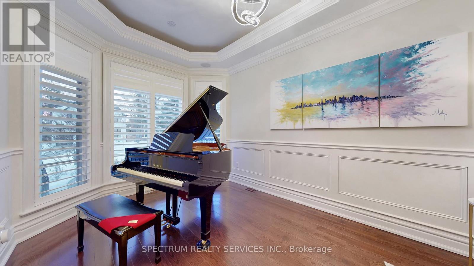 223 Lennox Avenue, Richmond Hill, Ontario  L4C 2A4 - Photo 4 - N13041876