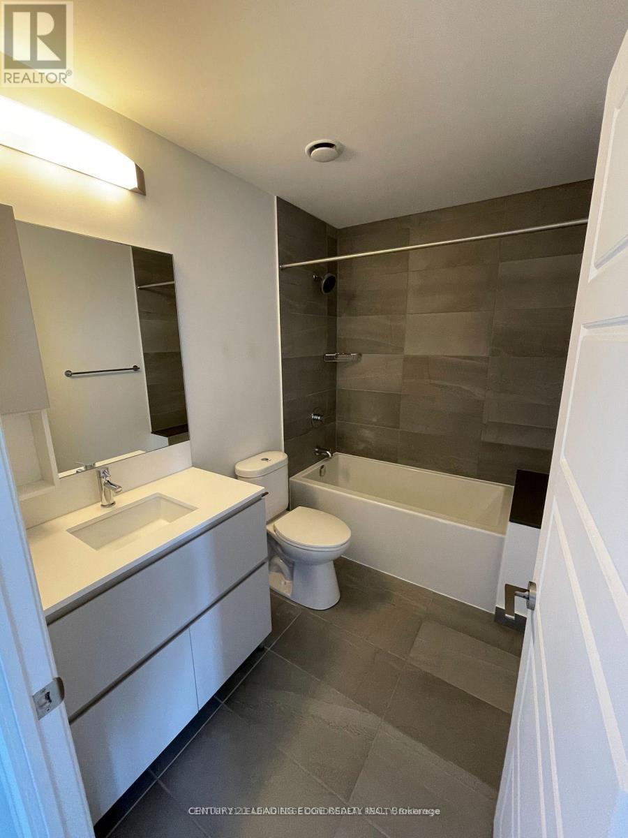 2001 - 15 Water Walk Drive, Markham, Ontario  L3P 1N3 - Photo 4 - N13041910