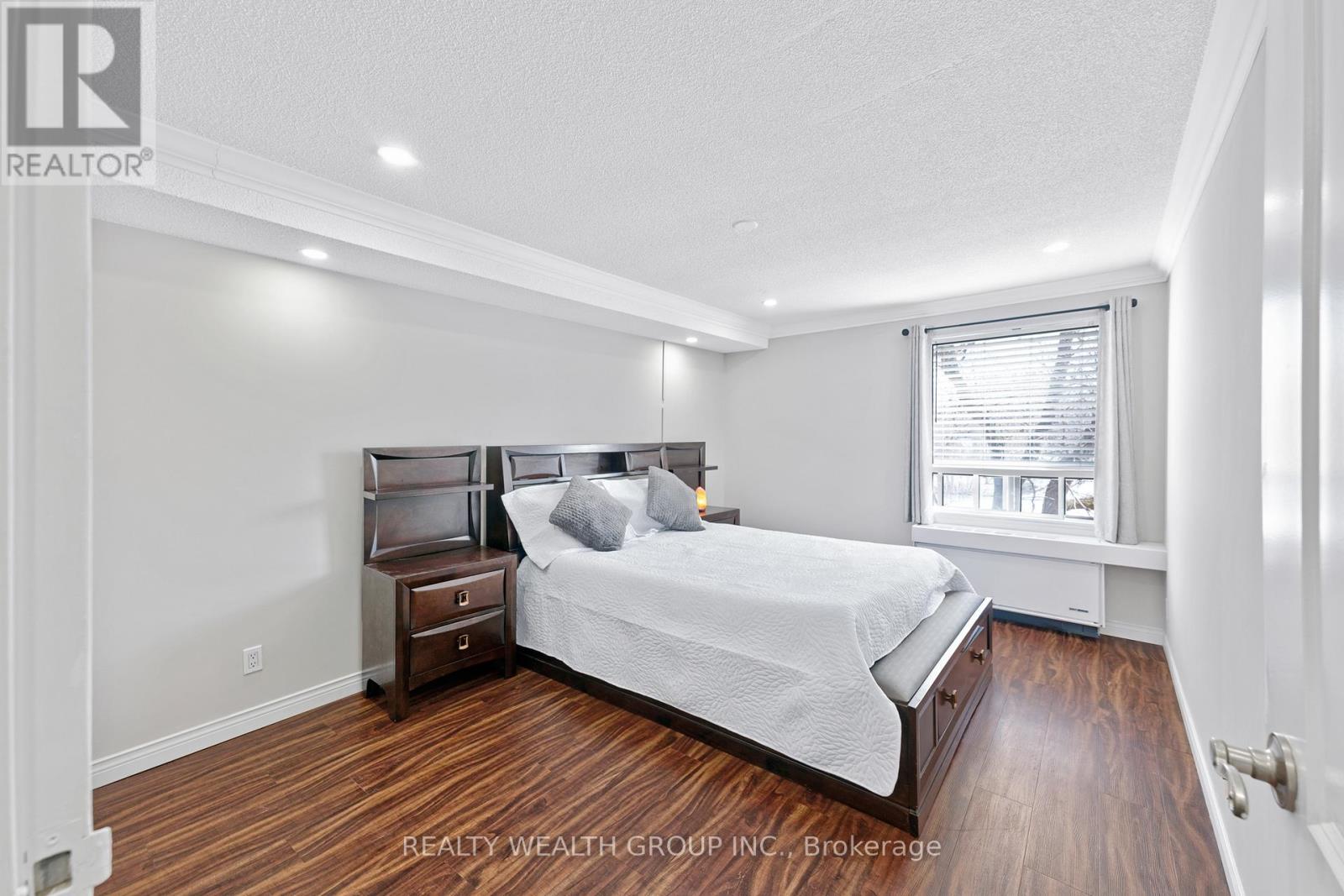 221 - 155 Main Street N, Newmarket, Ontario  L3Y 8C2 - Photo 12 - N13042002