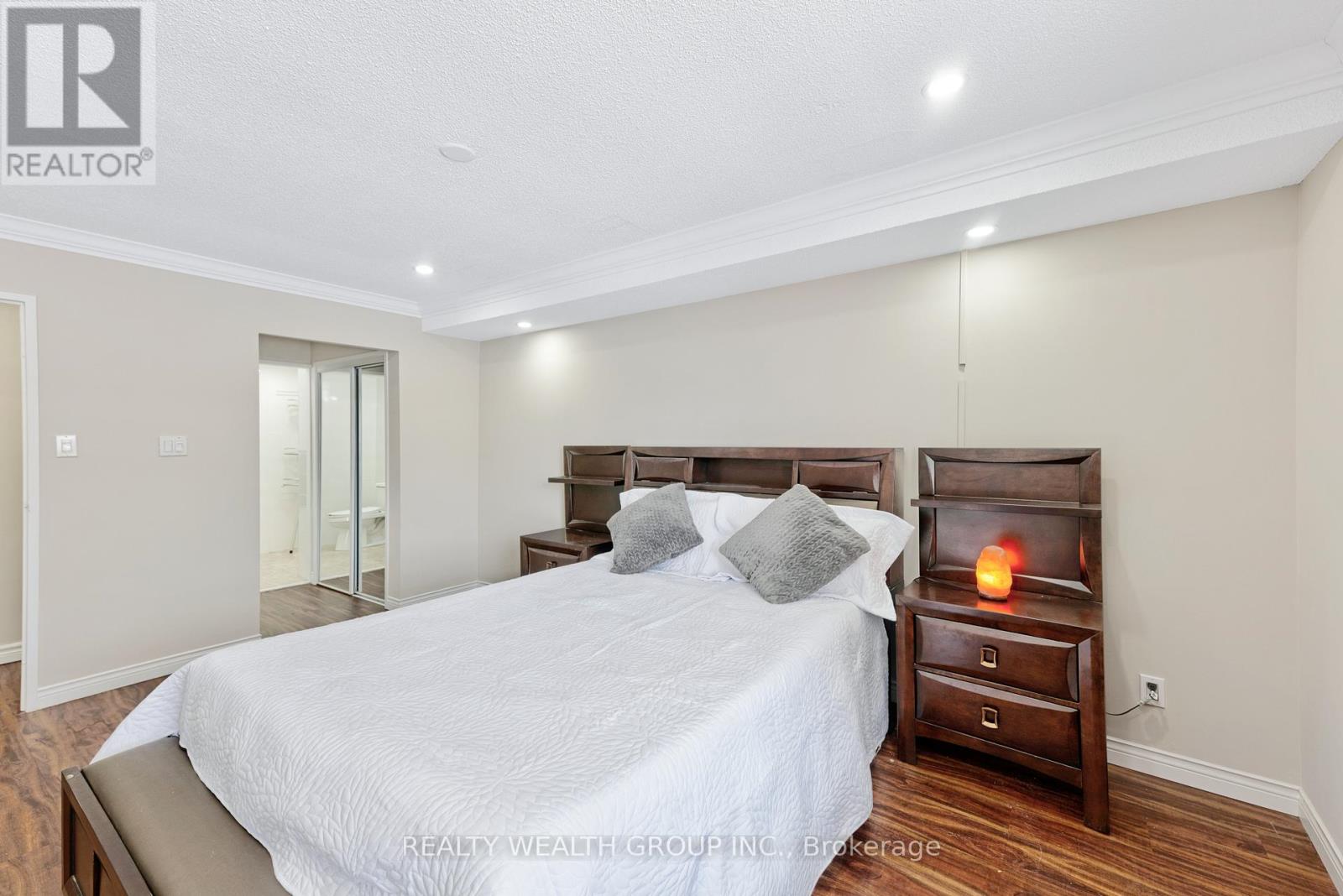 221 - 155 Main Street N, Newmarket, Ontario  L3Y 8C2 - Photo 13 - N13042002