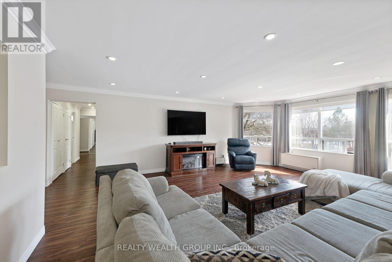 221 - 155 Main Street N, Newmarket, Ontario  L3Y 8C2 - Photo 7 - N13042002