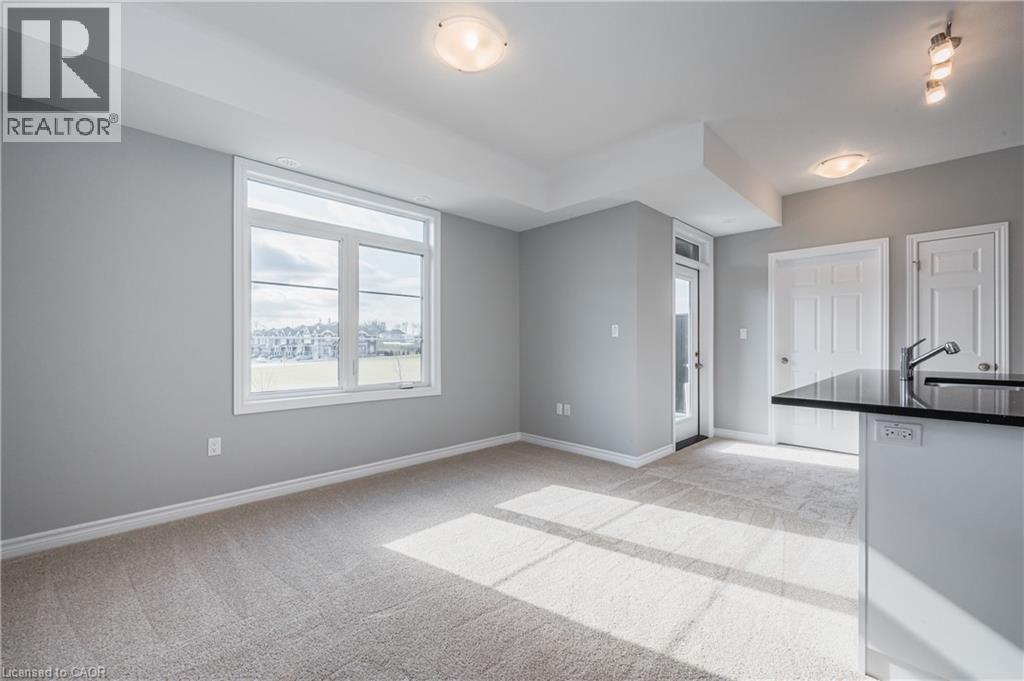 8 Oat Lane, Kitchener, Ontario  N2R 0T1 - Photo 4 - 40823604