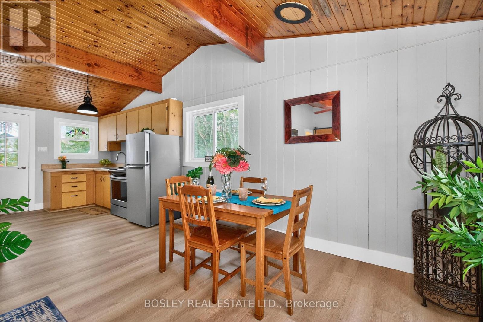 1204 Tiny Beaches Road N, Tiny, Ontario  L9M 0H7 - Photo 8 - S13041952