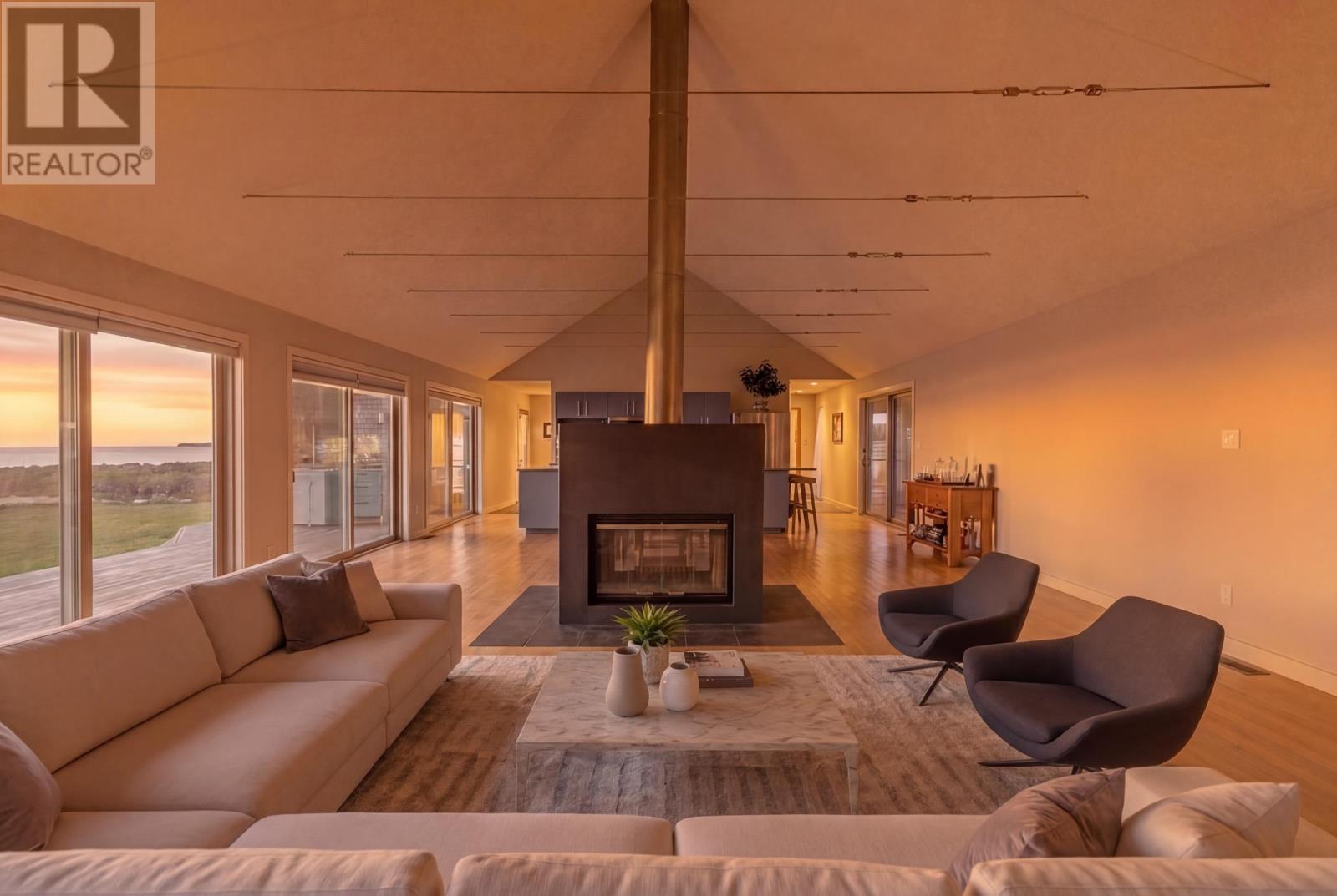 335-337 Harbour Road, Launching, Prince Edward Island  C0A 1G0 - Photo 9 - 202608564