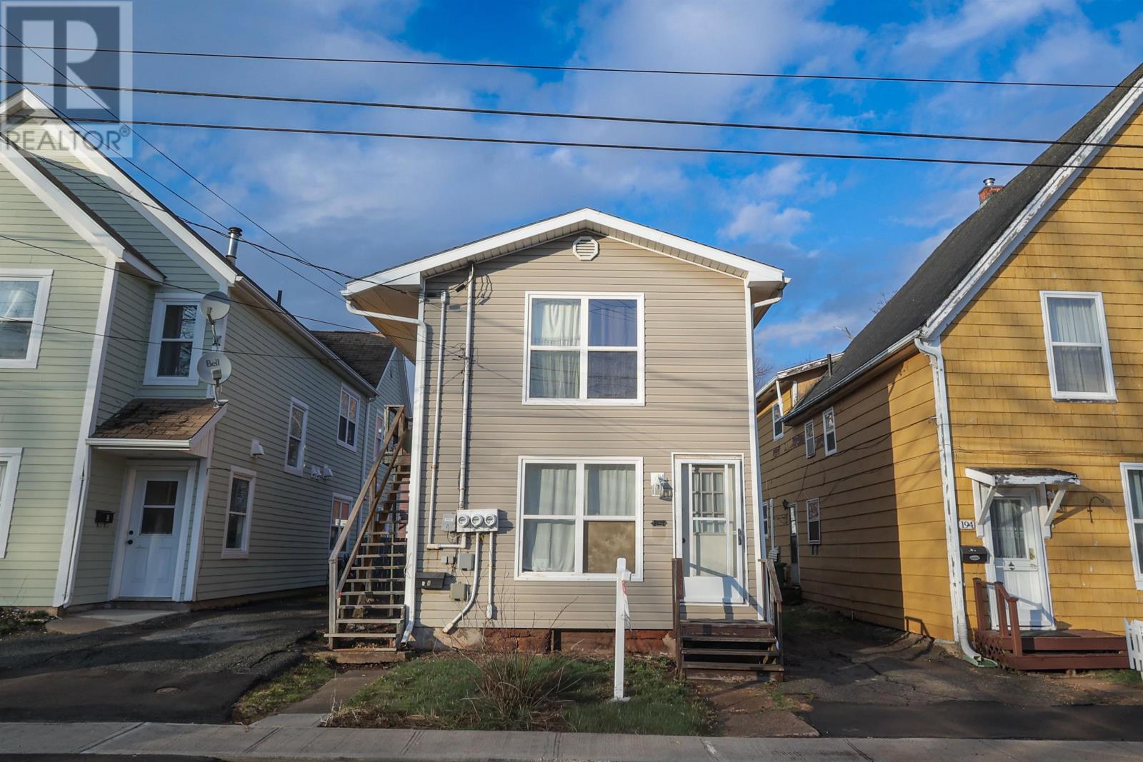 198 Cumberland Street, Charlottetown, Prince Edward Island  C1A 5C6 - Photo 2 - 202608568
