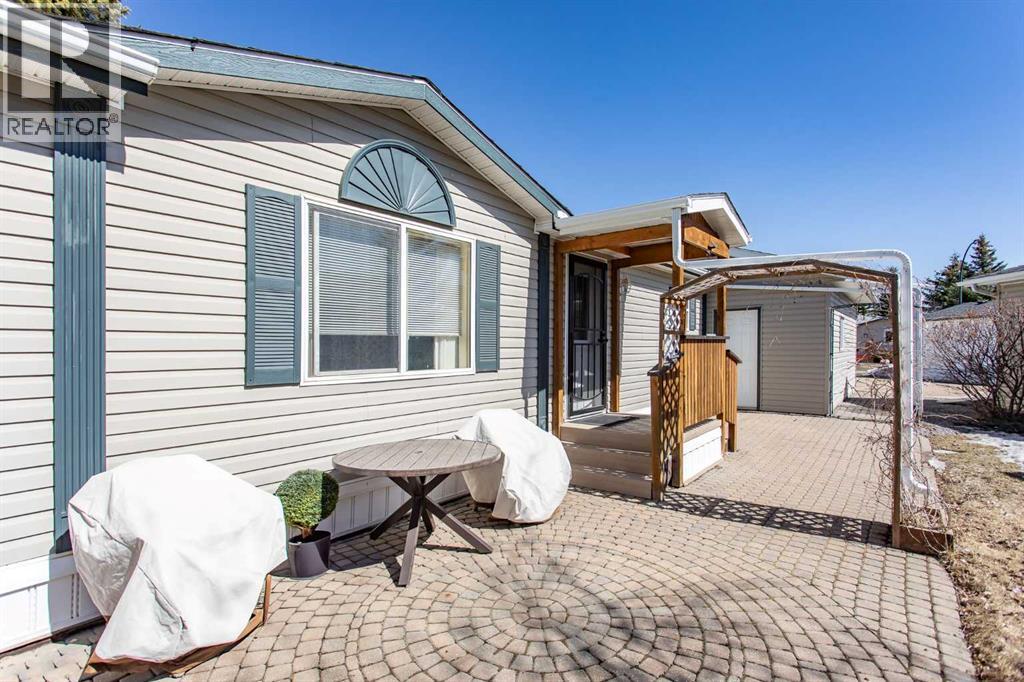 4905 Doncaster Avenue, Red Deer, Alberta  T4R 2Z8 - Photo 5 - A2297034