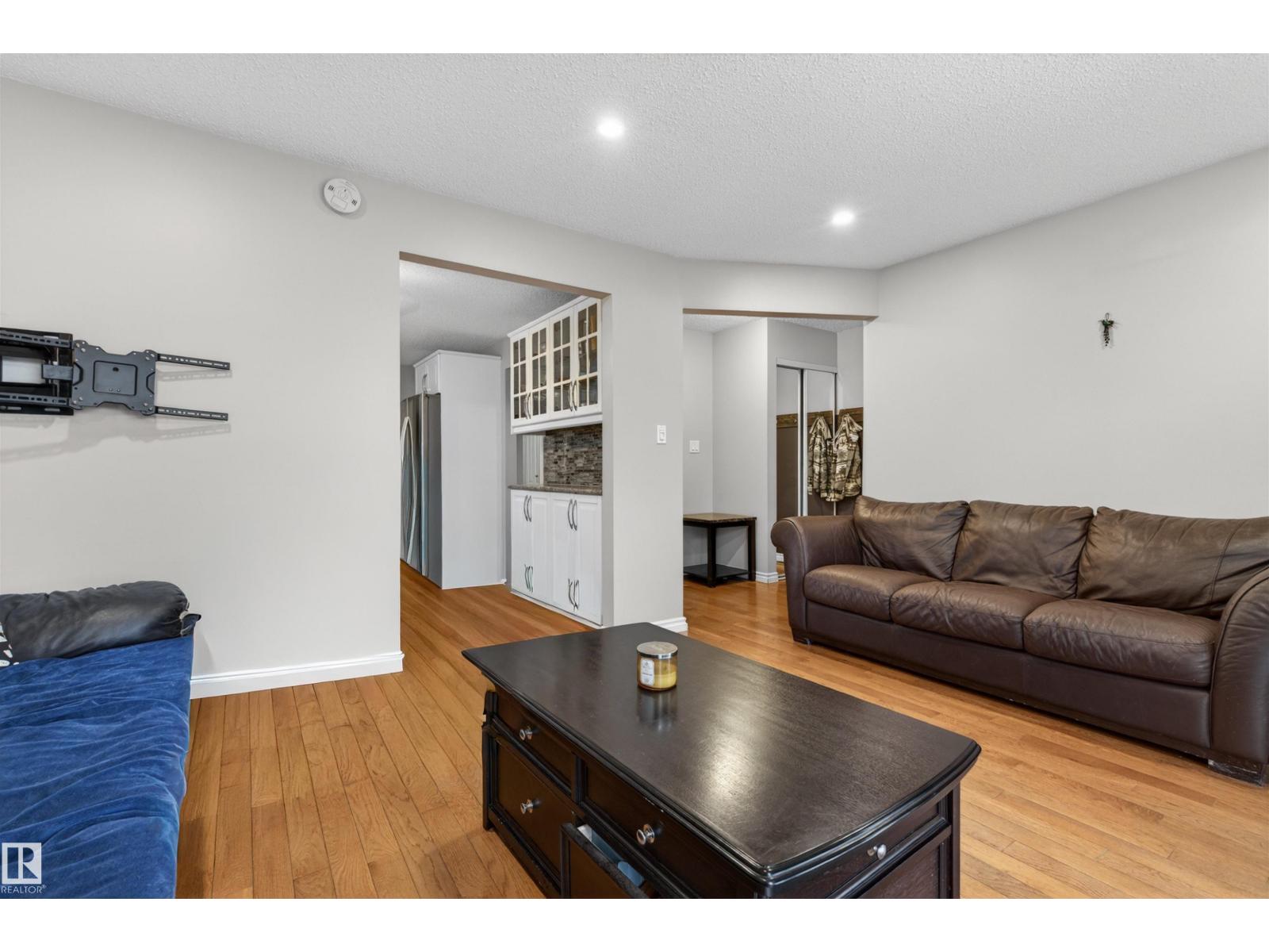 17120 103 St Nw, Edmonton, Alberta  T5X 4Z4 - Photo 7 - E4484077