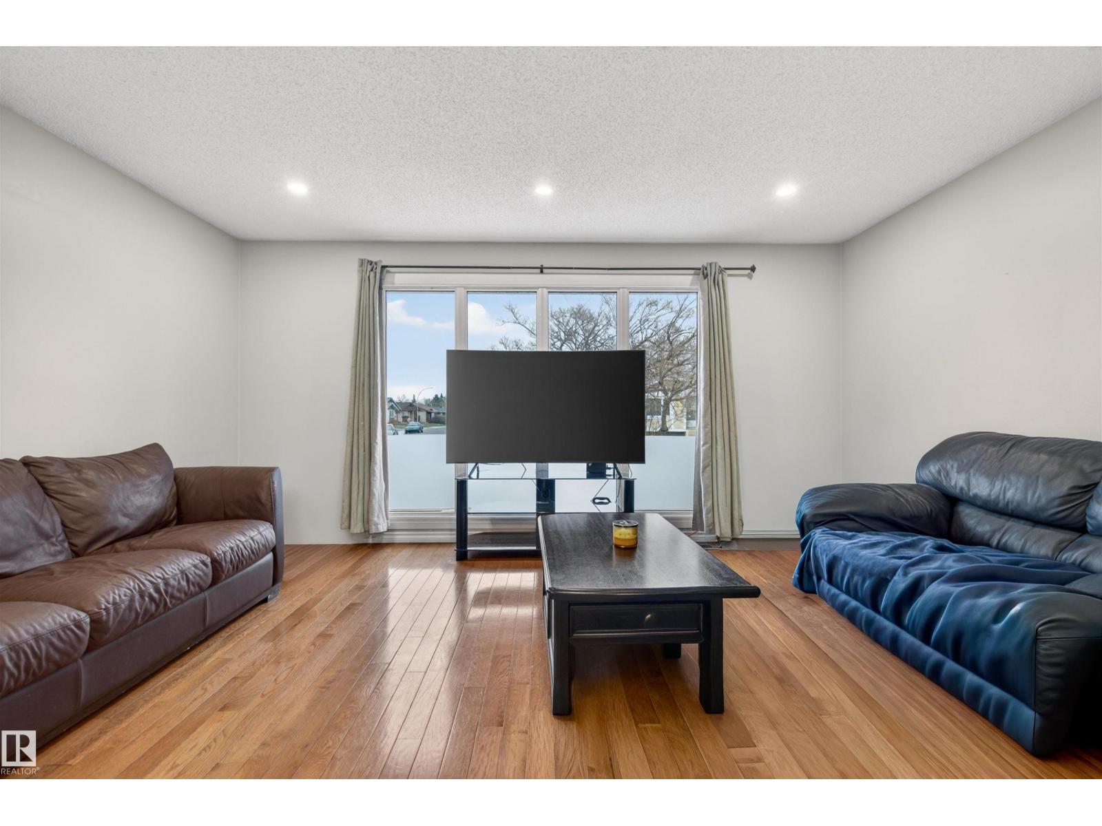 17120 103 St Nw, Edmonton, Alberta  T5X 4Z4 - Photo 6 - E4484077