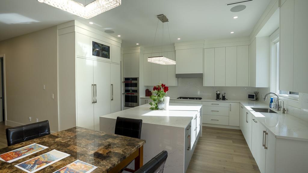 937 160b Street, Surrey, British Columbia  V4A 9A7 - Photo 12 - R3114444