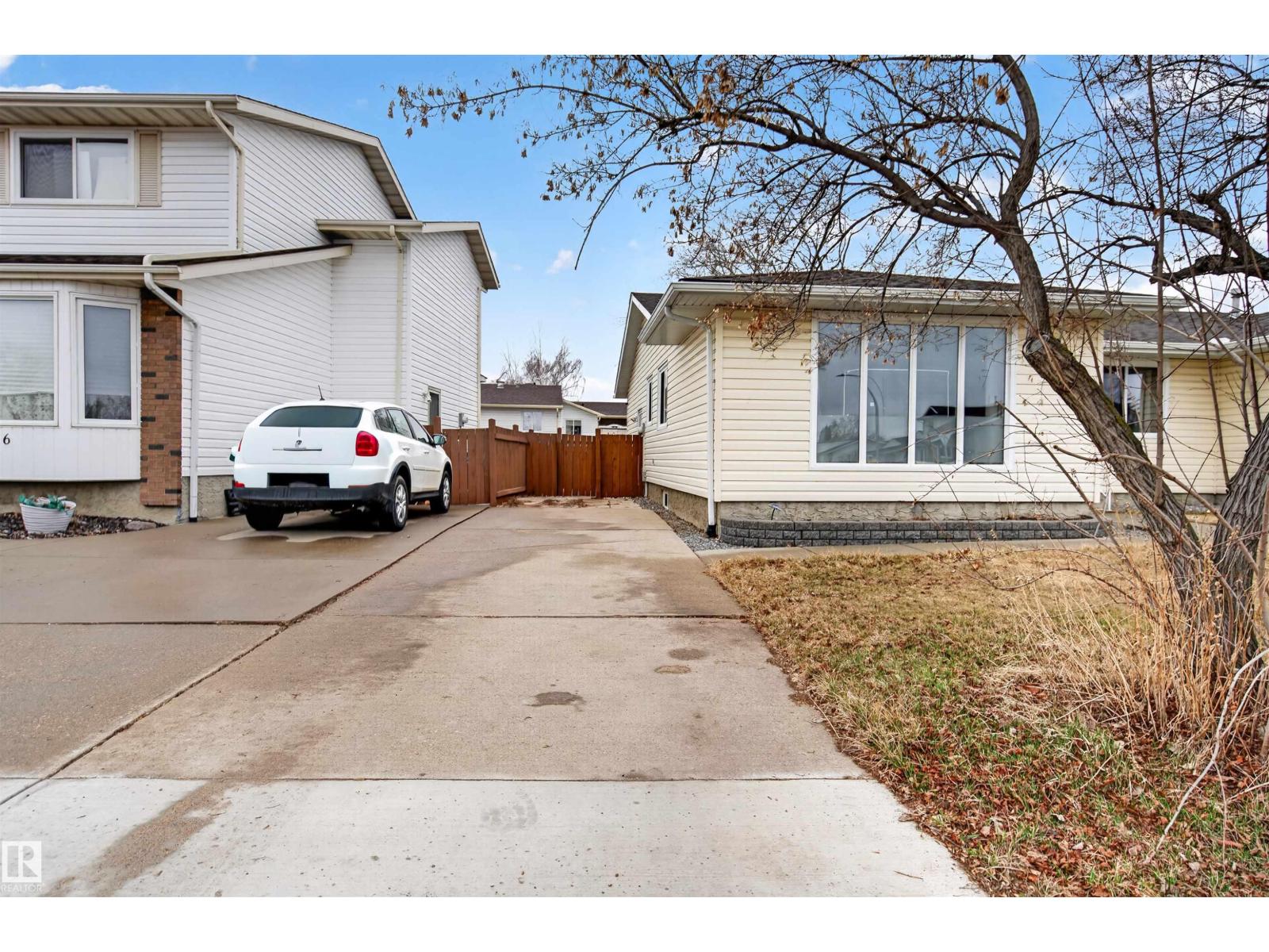 17120 103 St Nw, Edmonton, Alberta  T5X 4Z4 - Photo 3 - E4484077