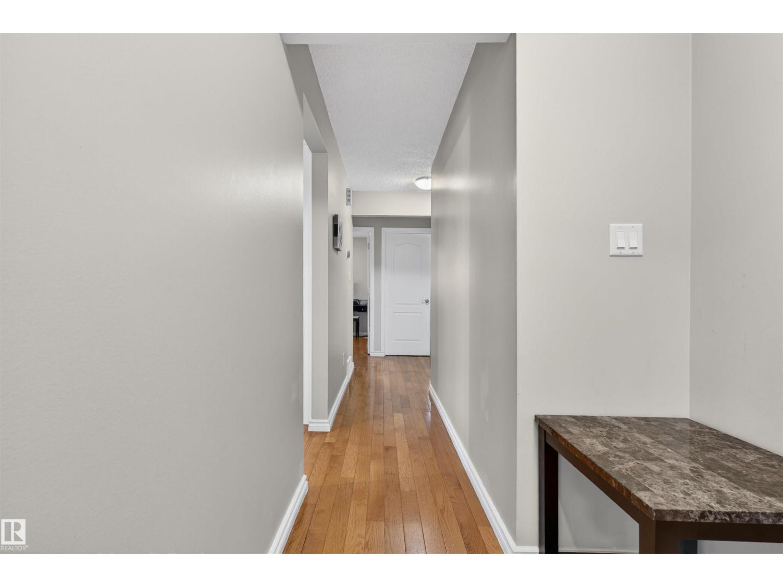 17120 103 St Nw, Edmonton, Alberta  T5X 4Z4 - Photo 5 - E4484077