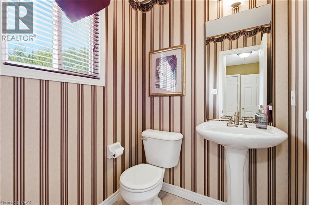 31 White Sands Court, Kitchener, Ontario  N2E 3S4 - Photo 16 - 40823320