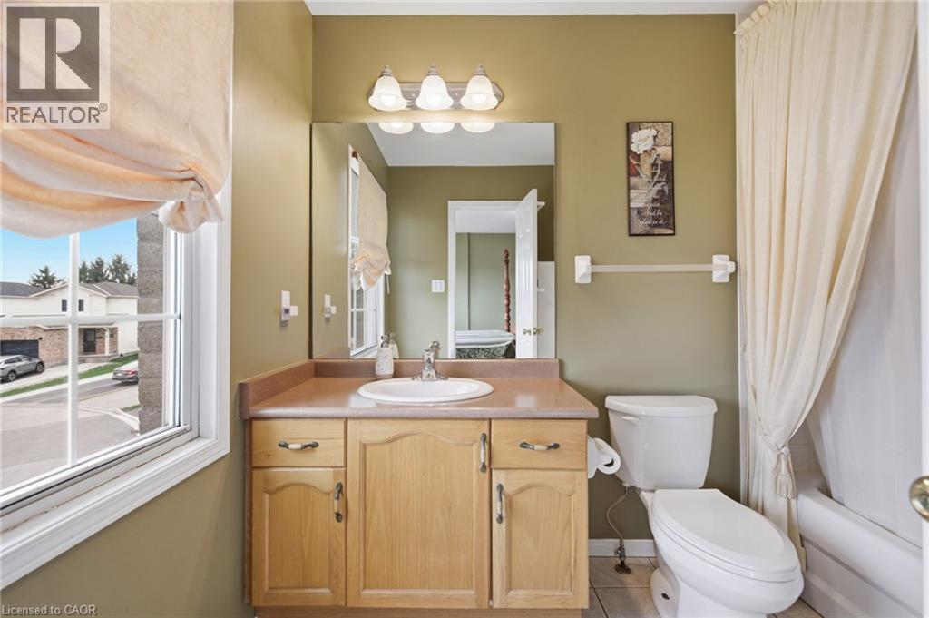 31 White Sands Court, Kitchener, Ontario  N2E 3S4 - Photo 20 - 40823320