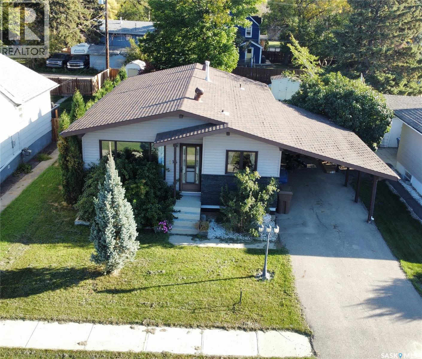 315 Kinistino Avenue W, Kinistino, Saskatchewan  S0J 1H0 - Photo 3 - SK033883