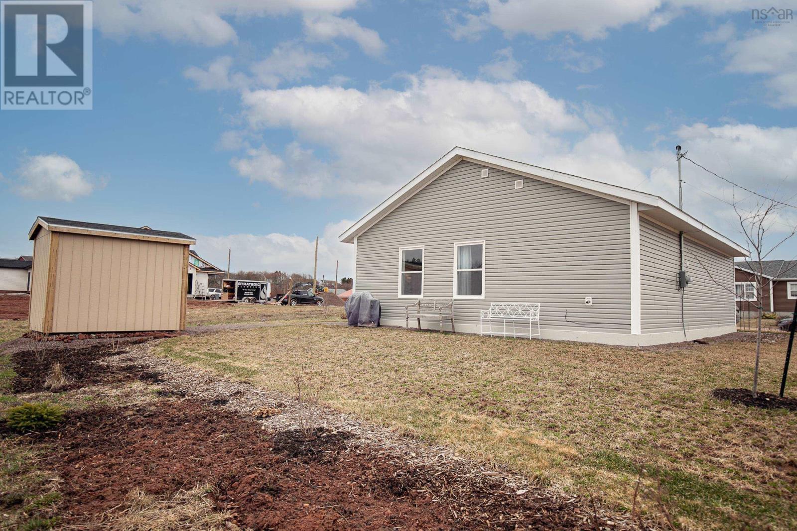 14 Fleming Street, Amherst, Nova Scotia  B4H 0C3 - Photo 4 - 202607965