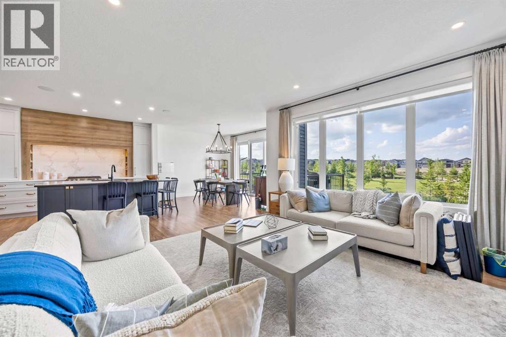 656 Bayview Way SW, Airdrie, Alberta  T4B 3N6 - Photo 8 - A2284148