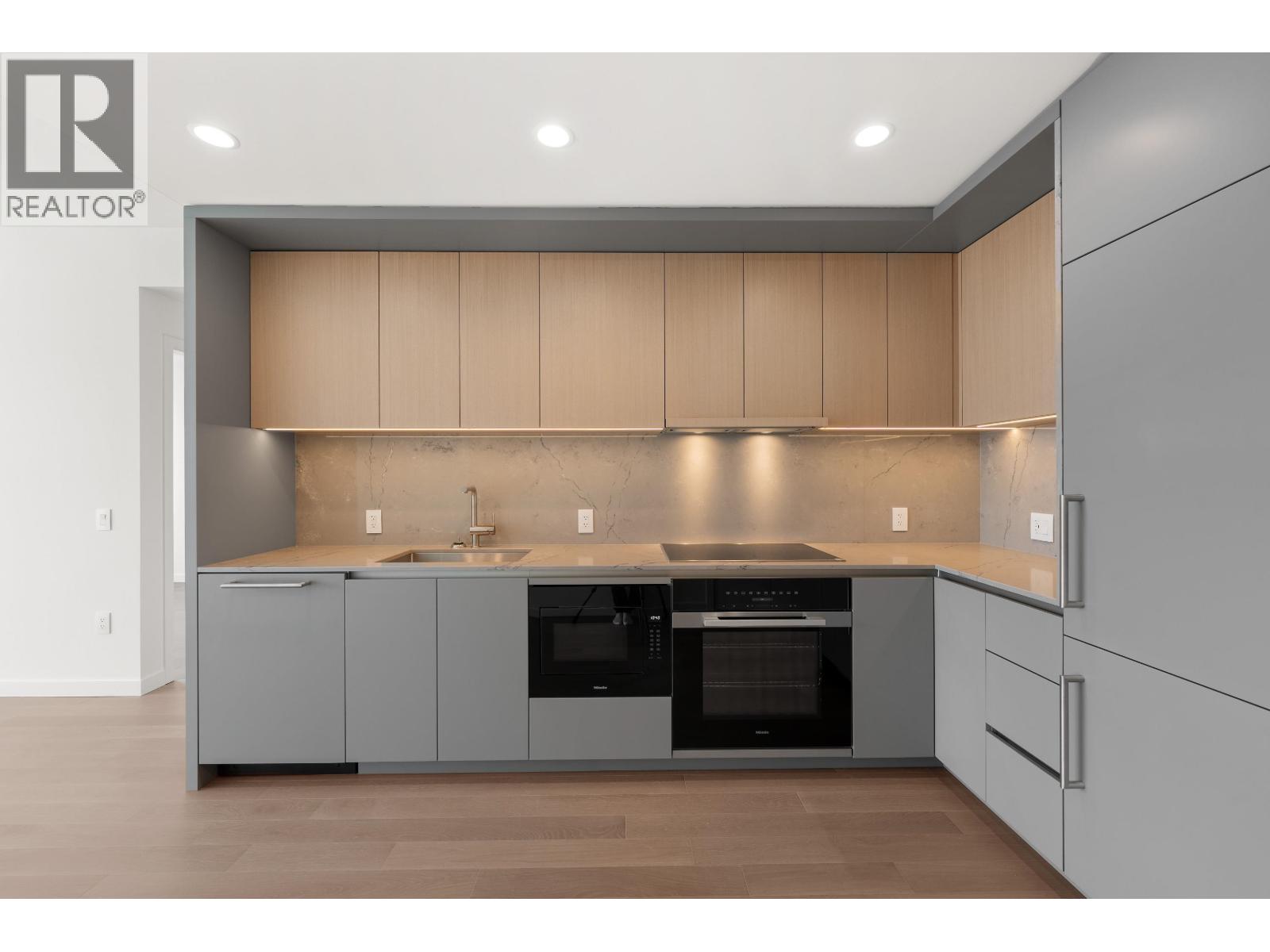 511/ 511a 3963 Uplands Way, West Vancouver, British Columbia  V7S 0B6 - Photo 4 - R3115505